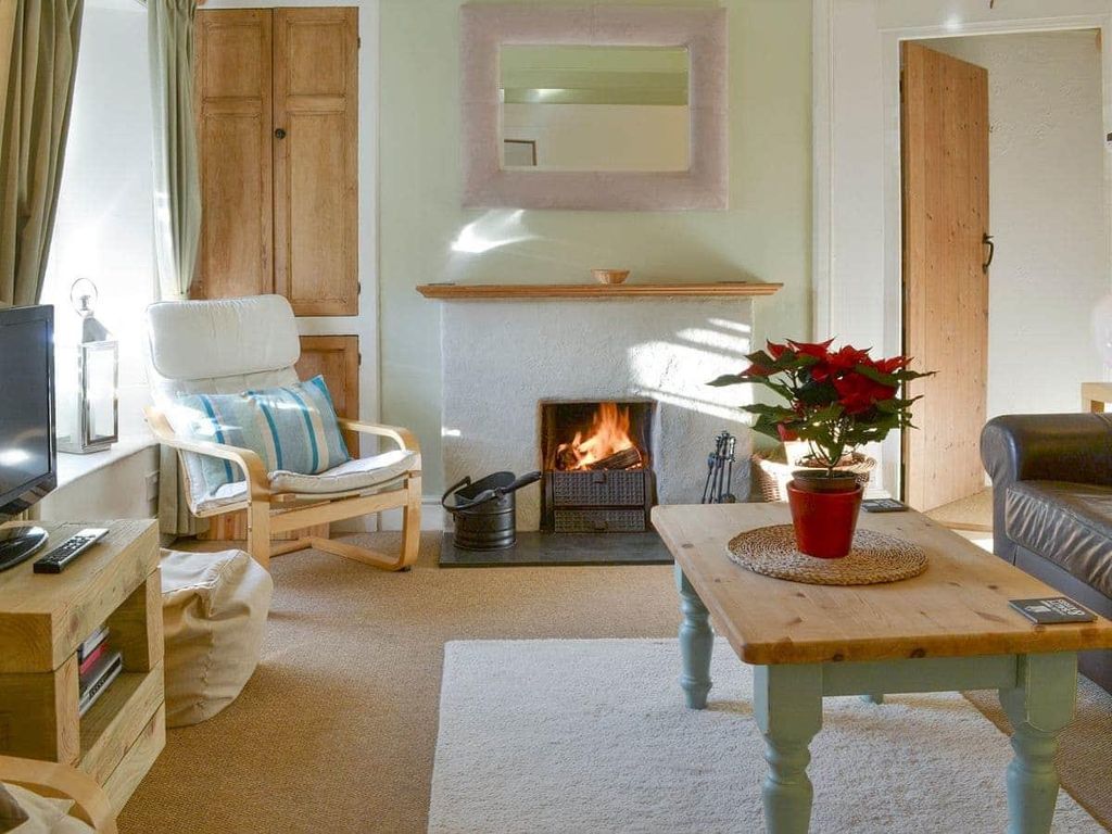 Property photo 3 of 22 1315198.Jpg