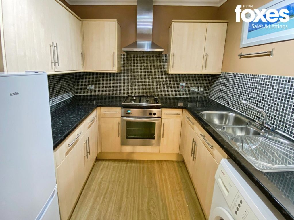 Property photo 2 of 7 4723502