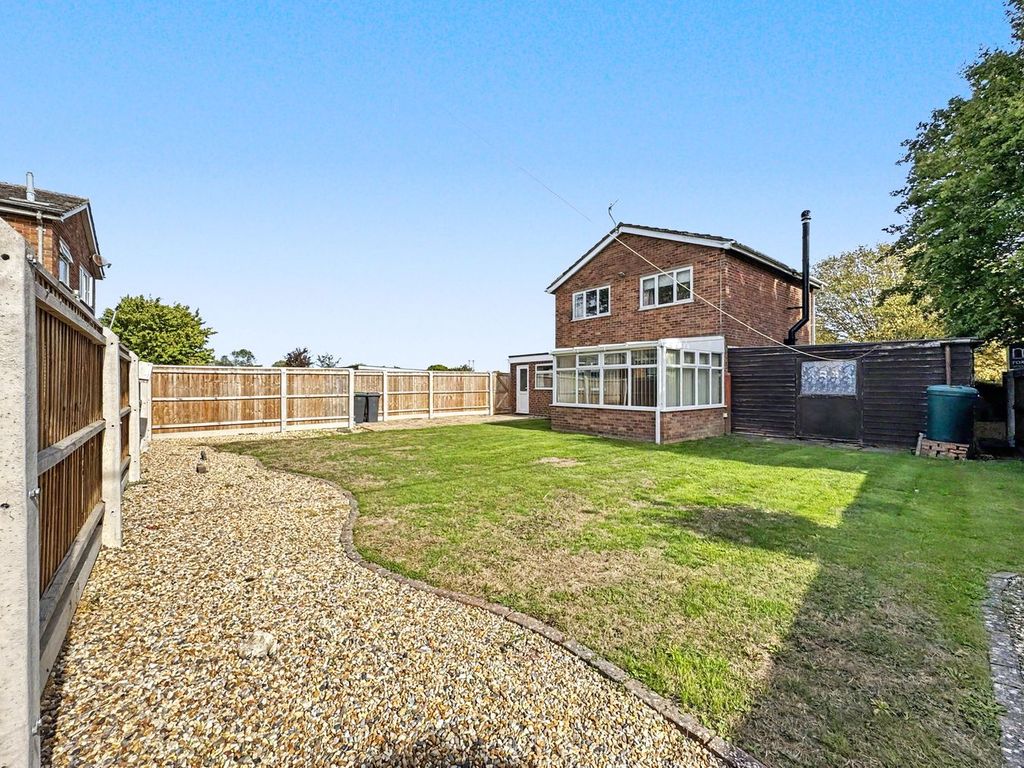 Property photo 3 of 35