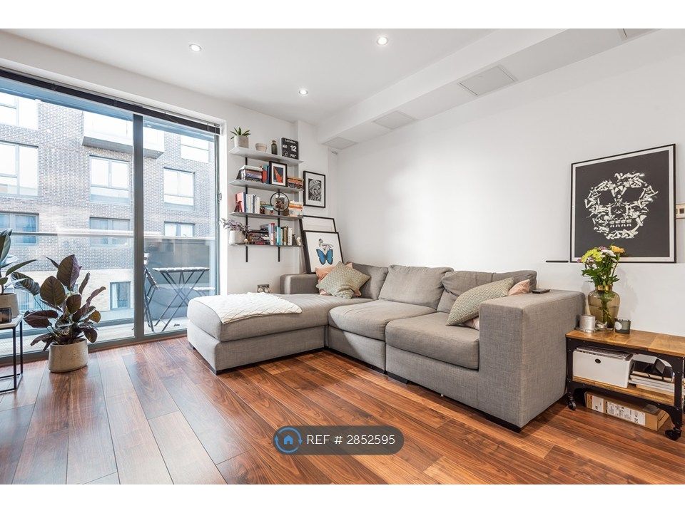 Property photo 3 of 17