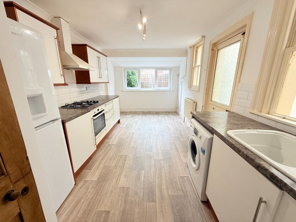 Property photo 3 of 15 5539813