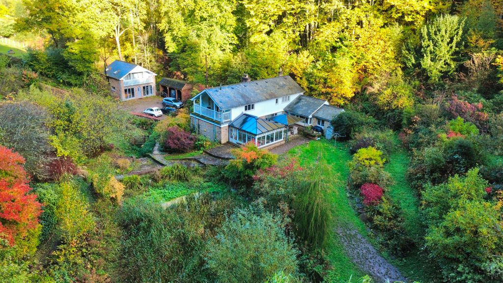 Property photo 1 of 50