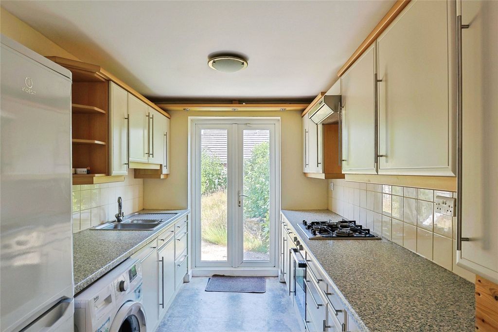 Property photo 3 of 16 Picture No. 26