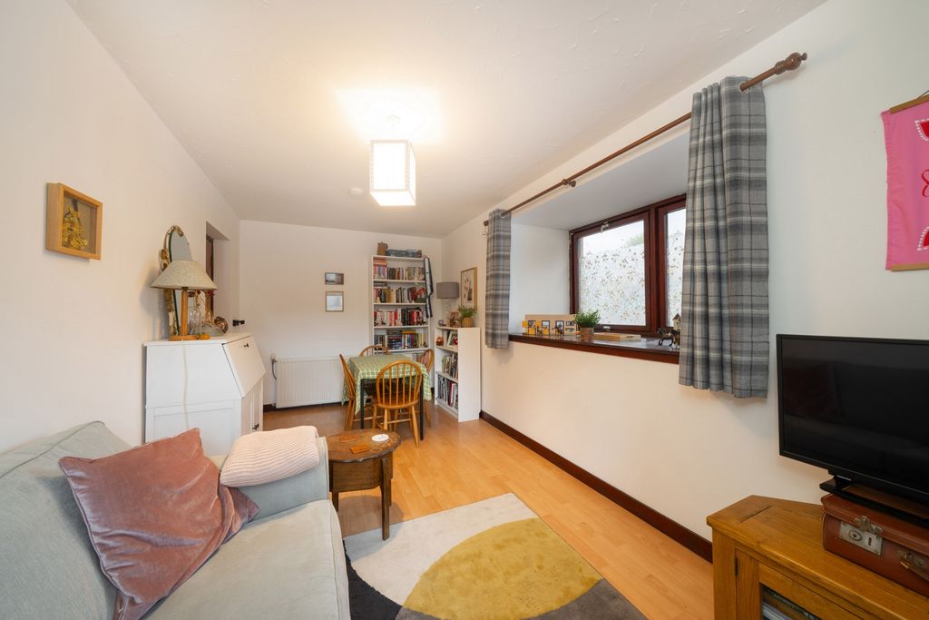 Property photo 3 of 15 Photo 15
