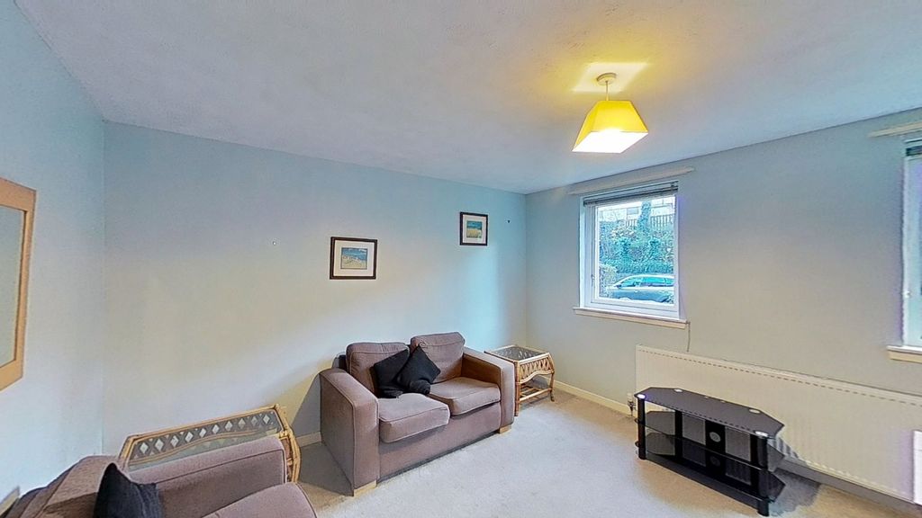 Property photo 2 of 8 Photo 2