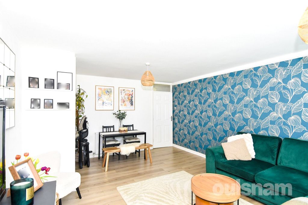 Additional image 5 of 2 bed flat for salePinehurst Drive, Kings Norton, Birmingham, West Midlands B38