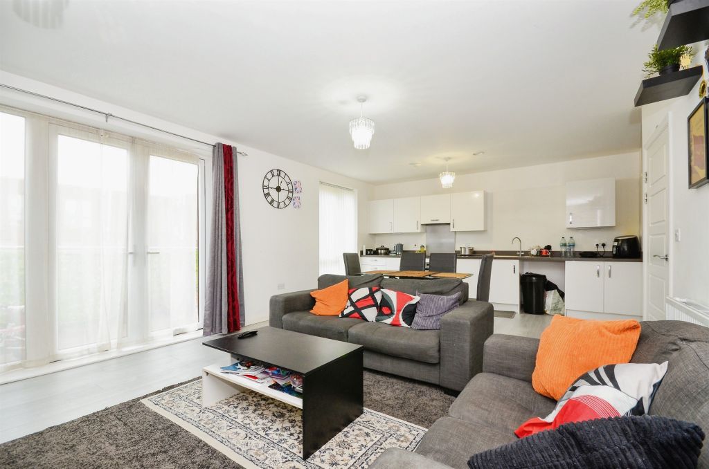 Property photo 2 of 13