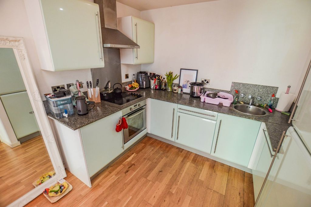 Property photo 2 of 12 Picture No. 03