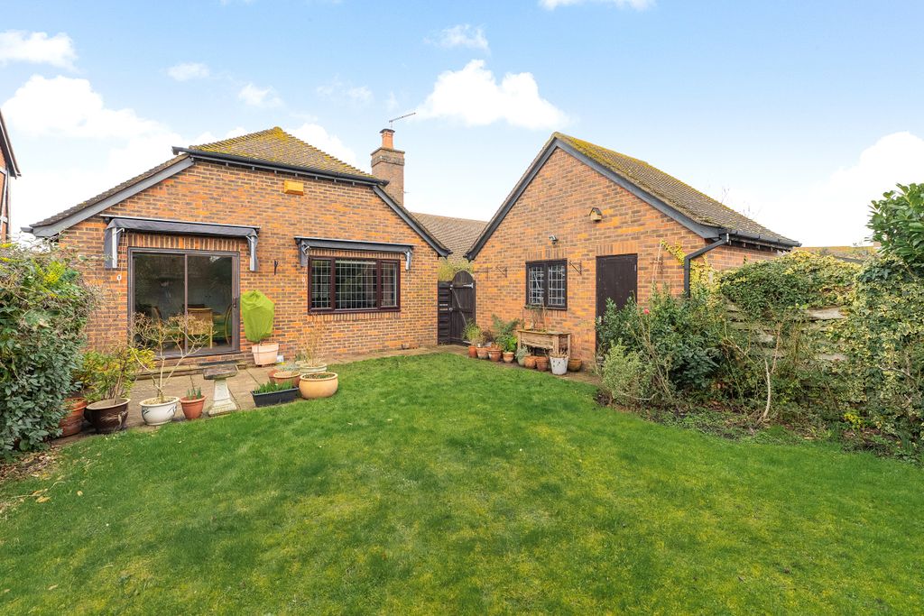 Property photo 2 of 15 Rear