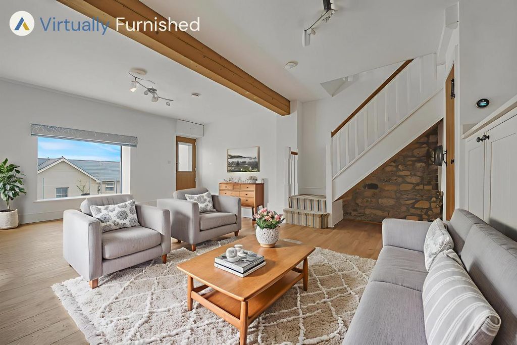 Property photo 3 of 25 Lounge/Dining Room