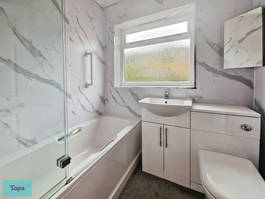 Property photo 2 of 23 4Eb06E75-1000098135