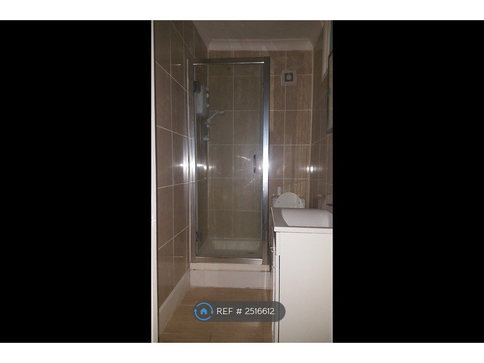 Property photo 2 of 3