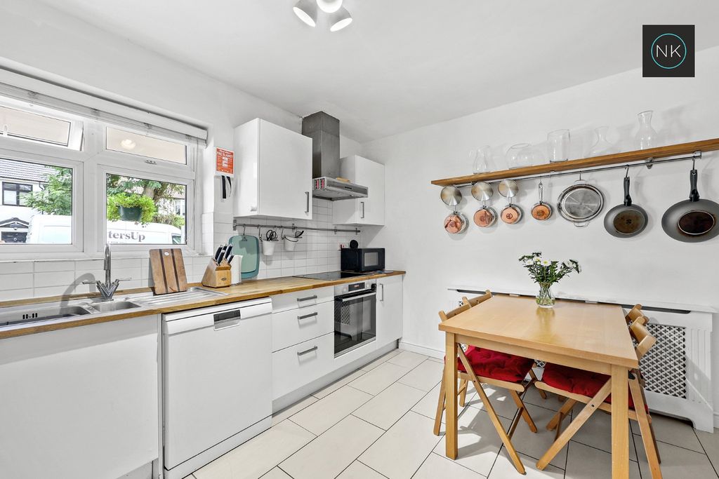 Property photo 3 of 24 5339626
