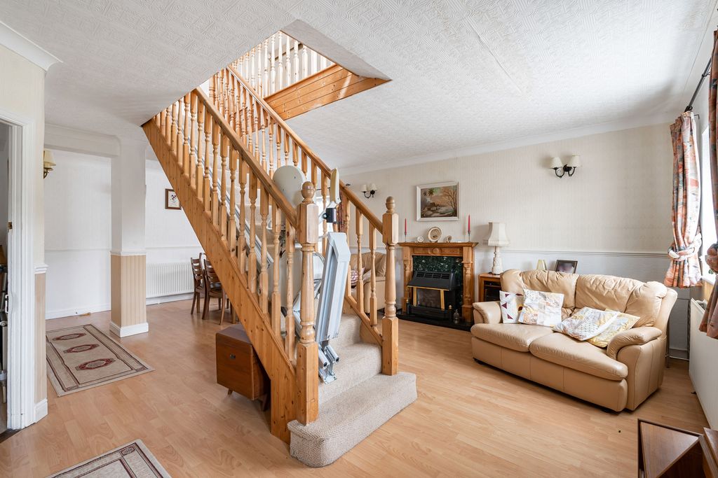 Property photo 2 of 18 26_78572