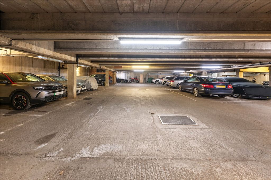 Property photo 3 of 5 Parking Space