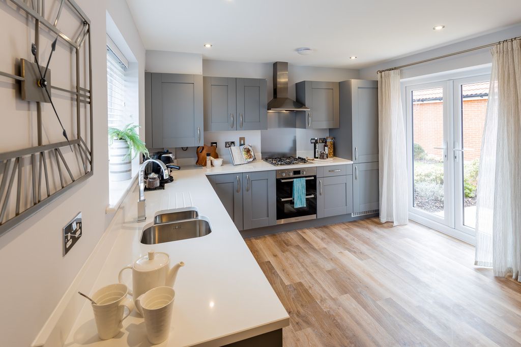 Property photo 3 of 9 Finches-Park_0B6A6827