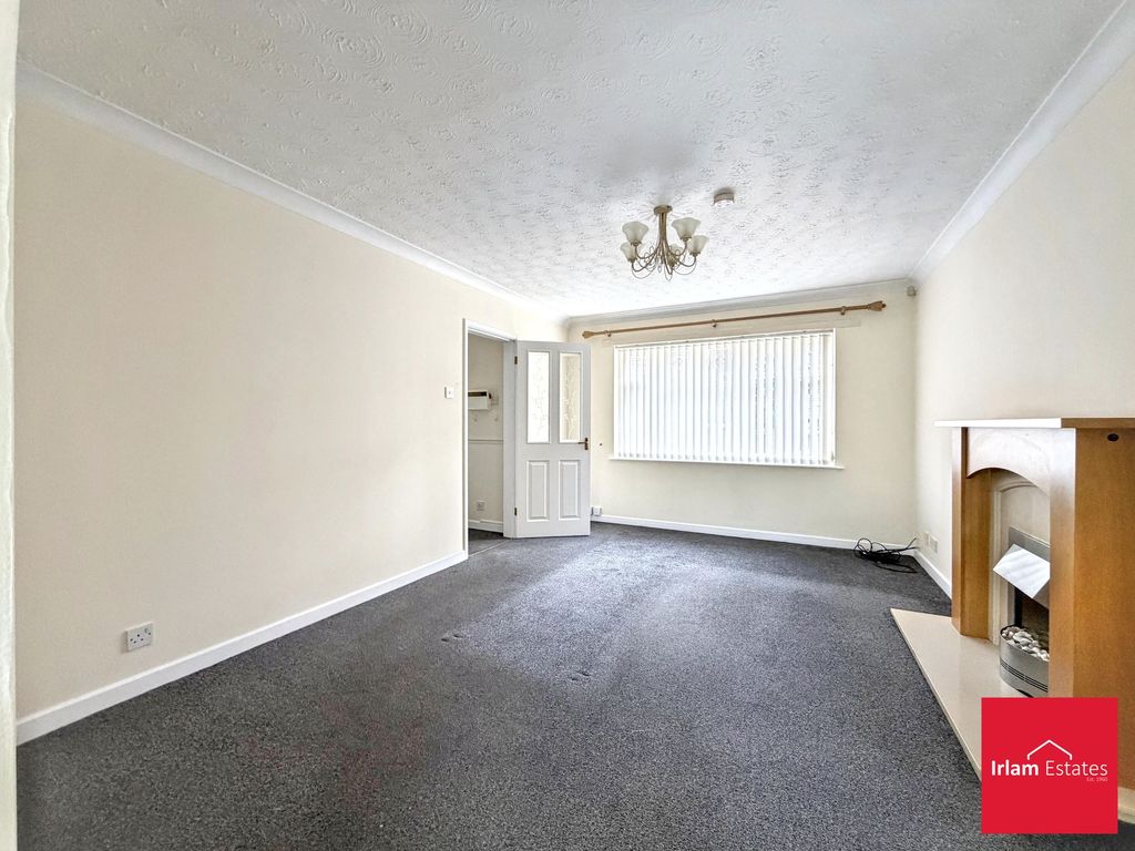 Property photo 3 of 27