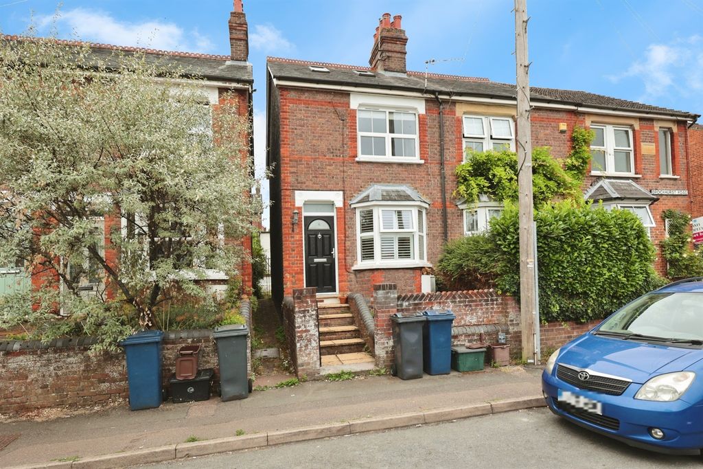 Property photo 1 of 17