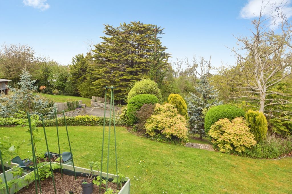 Property photo 3 of 22 Pbox-Img.Jpg