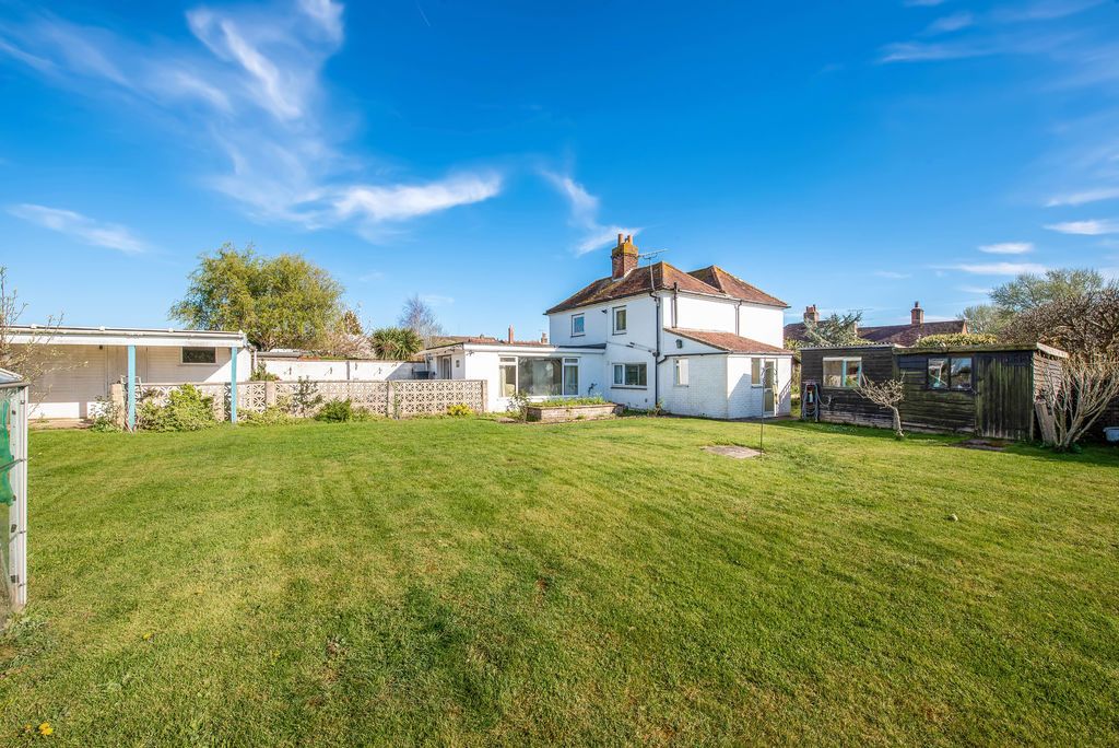 Property photo 1 of 24 Photo 3