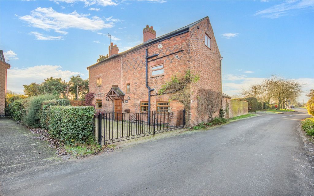 Property photo 1 of 22 Front Elevation