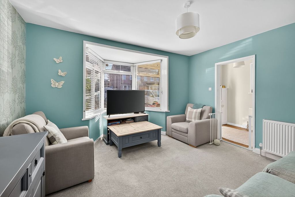 Property photo 3 of 17