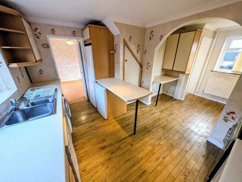 Property photo 3 of 14 Photo 11