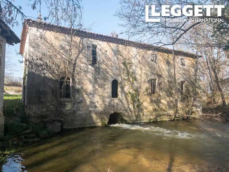 Property photo 1 of 10