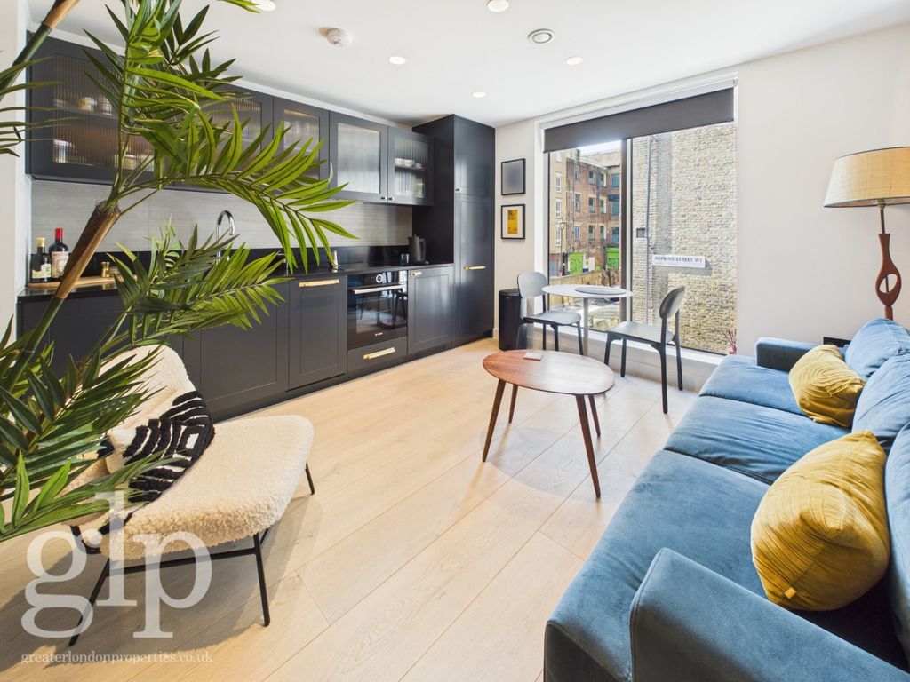 Property photo 3 of 18 5190583