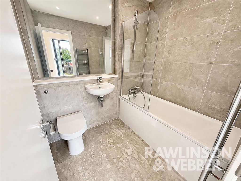 Property photo 3 of 5 Alto Photos (30).Png