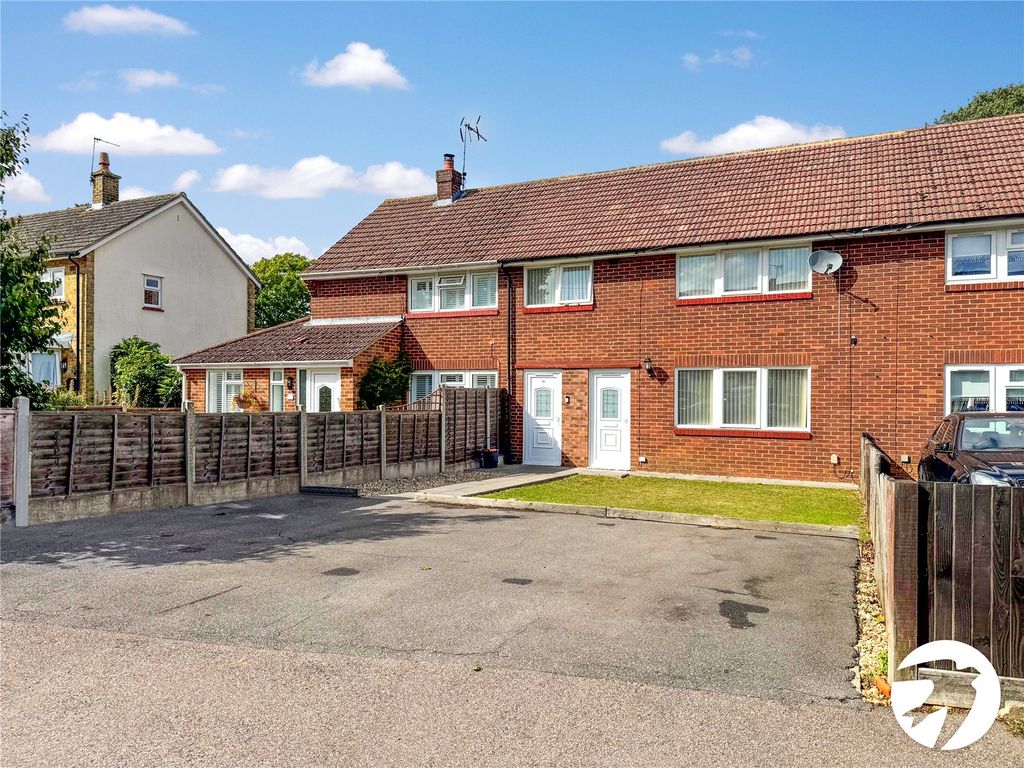 Property photo 1 of 18 External