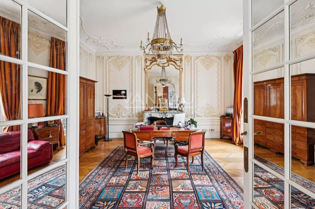 Property photo 1 of 23 Paris Xvie - Iena - Place De L'amiral De Grasse.