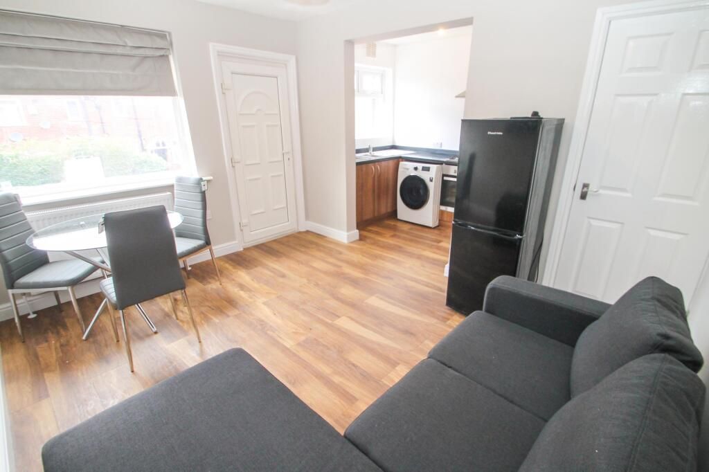 Property photo 2 of 5 Gallery