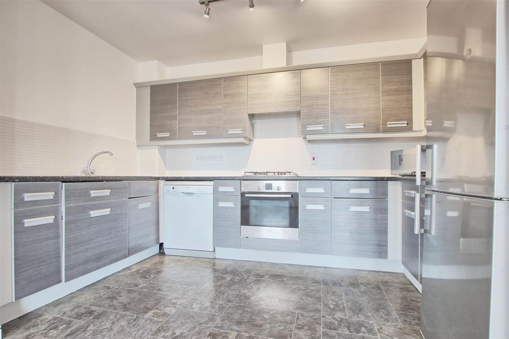 Property photo 2 of 17 Kitchen 1.Jpg