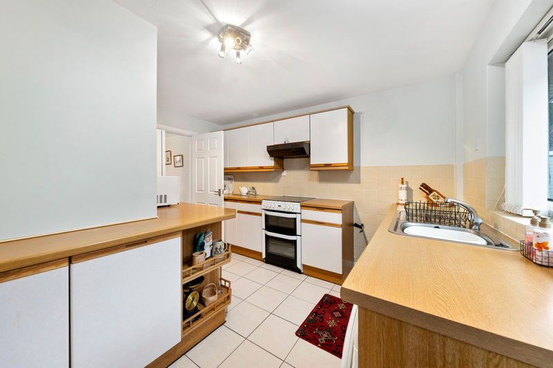 Property photo 3 of 29 Kitchen