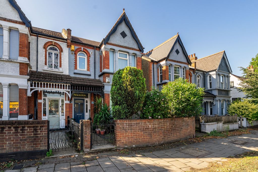 Property photo 1 of 10