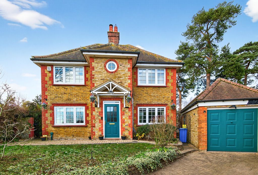 Property photo 1 of 17