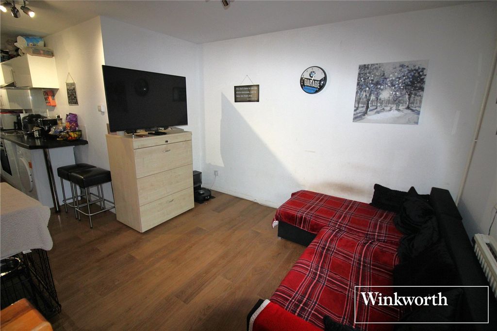 Property photo 2 of 7 Picture 2