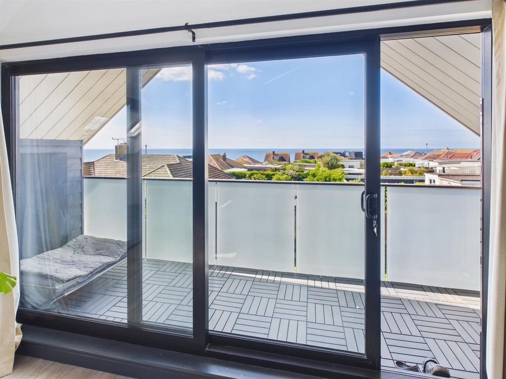 Additional image 20 of 4 bed property for saleYork Road, Peacehaven BN10