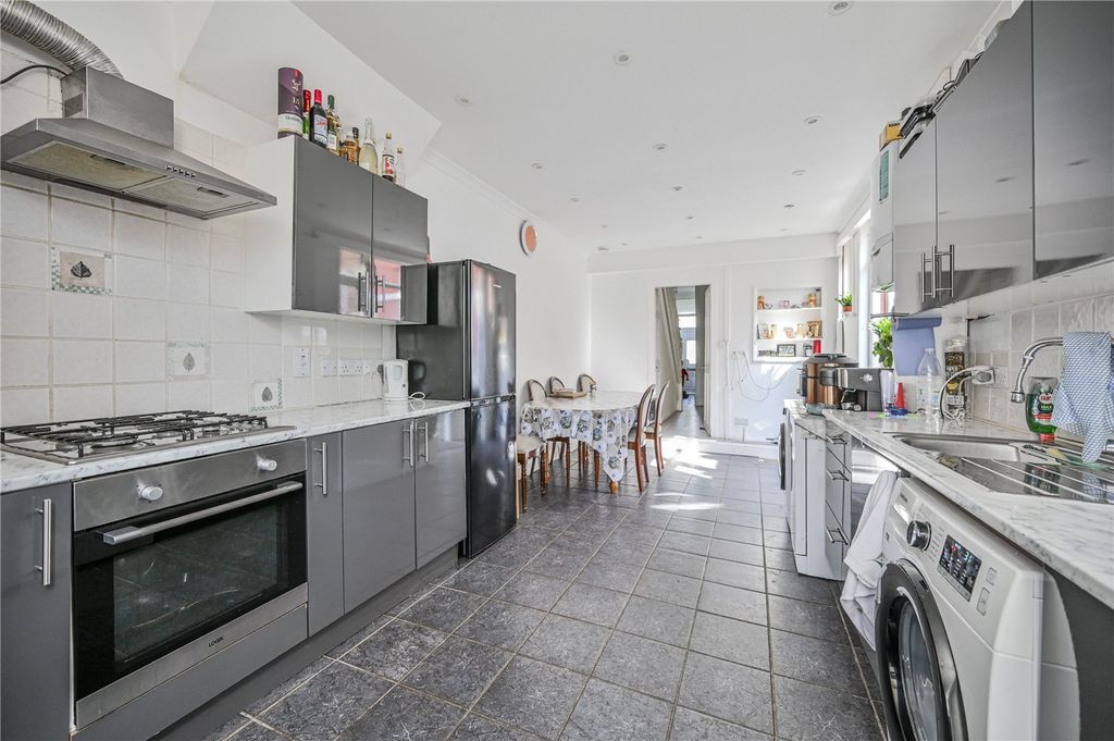 Property photo 3 of 12 Picture No. 26