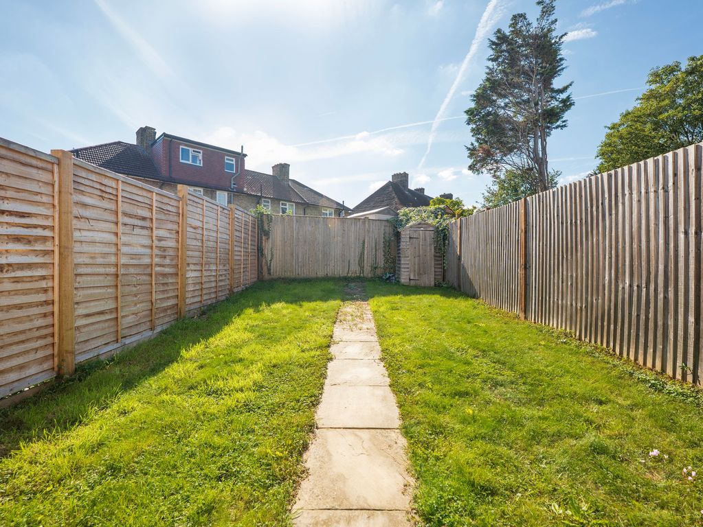 Property photo 3 of 11 Garden