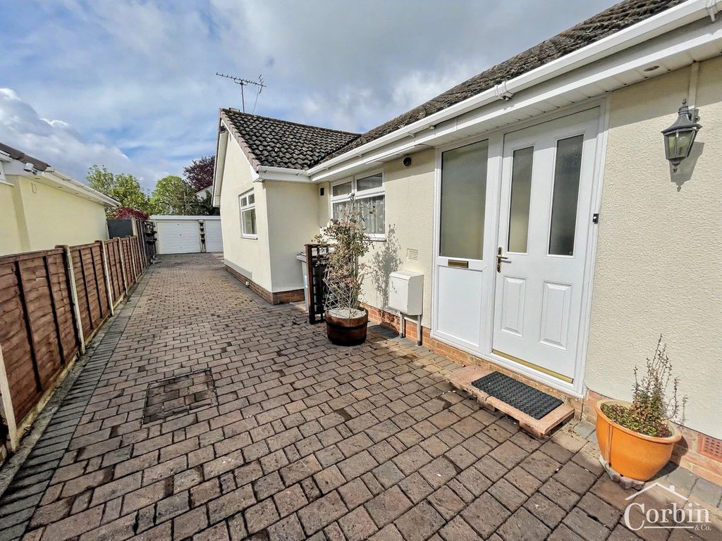 Property photo 3 of 15