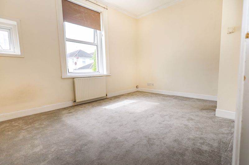 Property photo 2 of 6 Photo 3