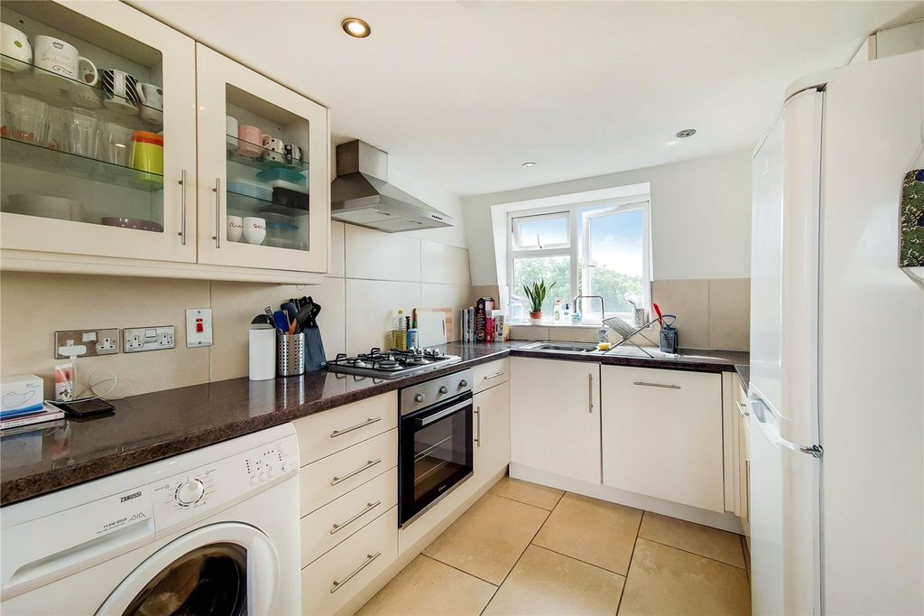Property photo 2 of 7 Picture No. 03