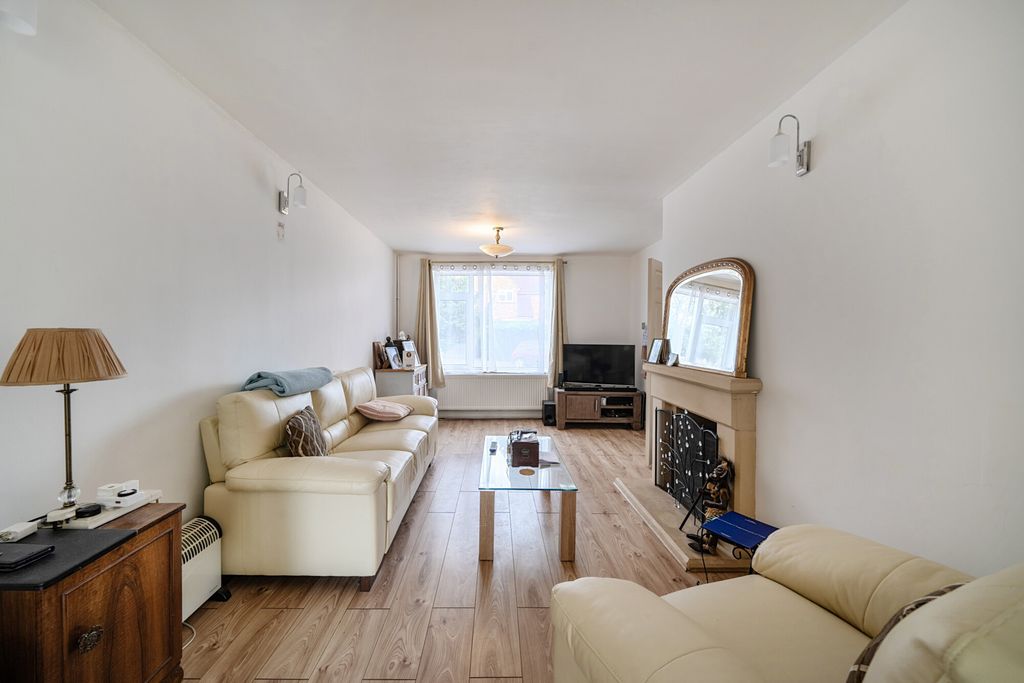 Property photo 3 of 19 1468962-2-6A2154E...