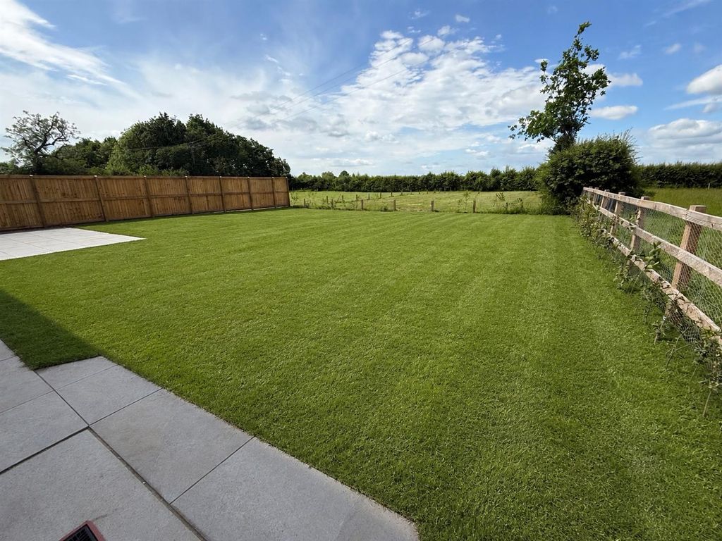 Property photo 3 of 9 F696Ead7-5d4c-449d-895B-3Fcd51E0Ae2B.Png
