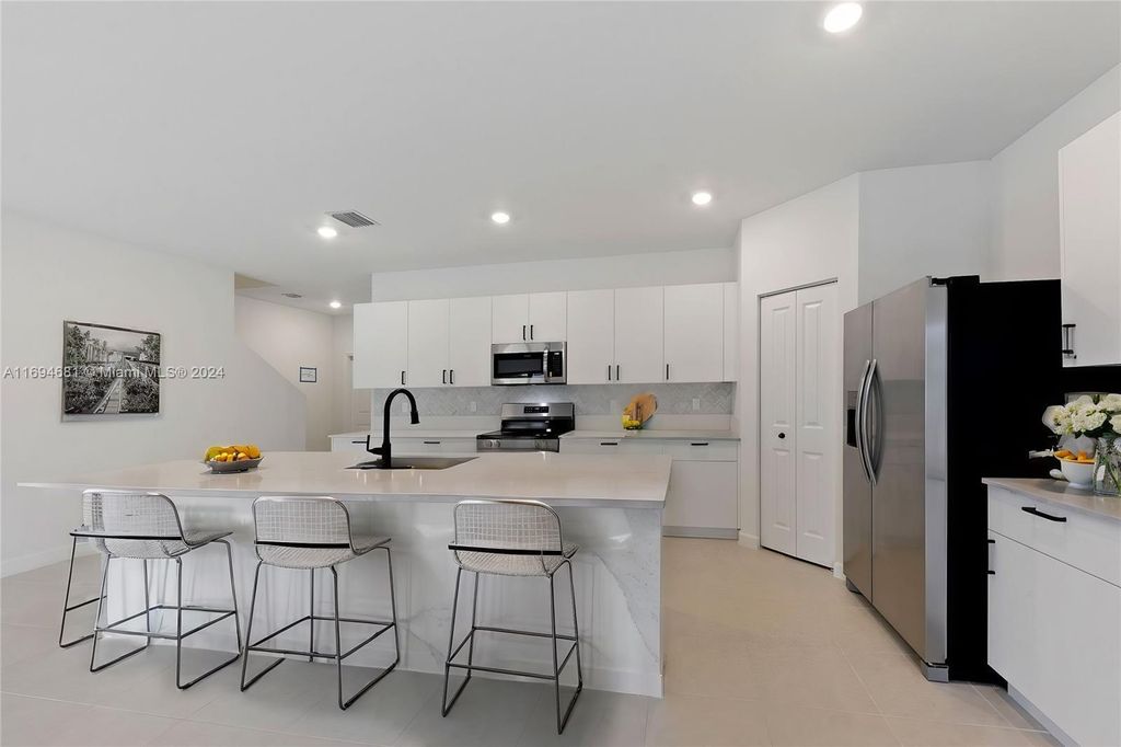 Property photo 3 of 39 <Alttext/>