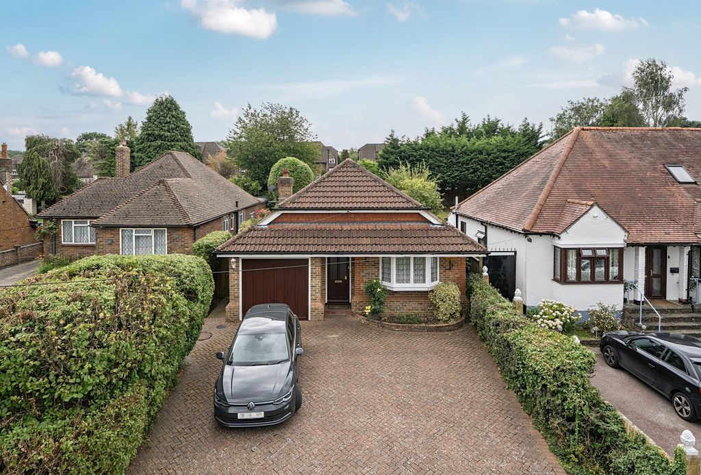 Property photo 1 of 16 1328770-2-6880E31...