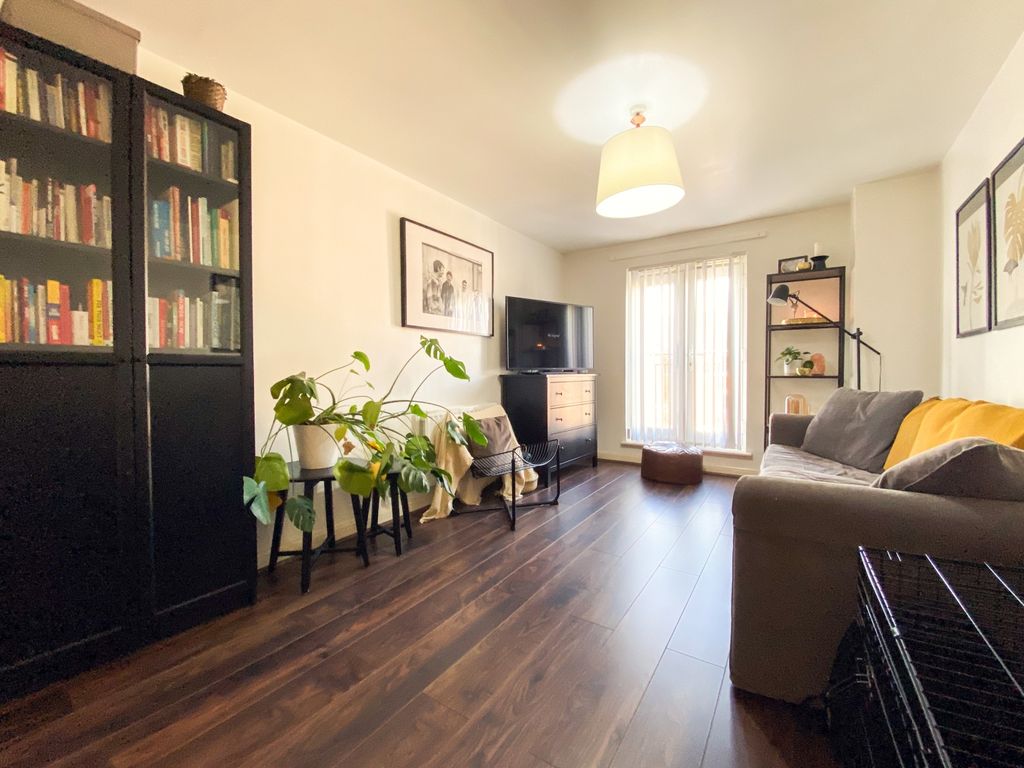 Property photo 3 of 12 Img_4428