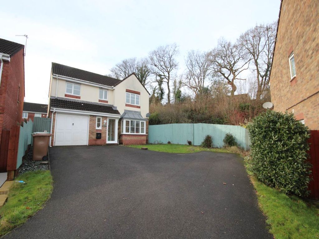 Property photo 1 of 17 Front